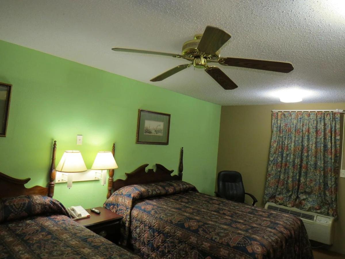 First Western Inn Caseyville Extérieur photo