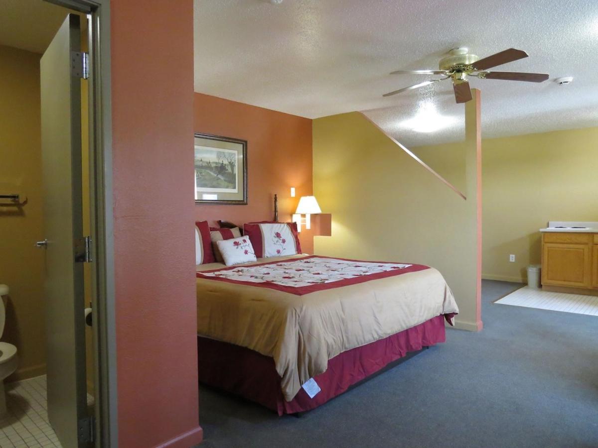 First Western Inn Caseyville Extérieur photo
